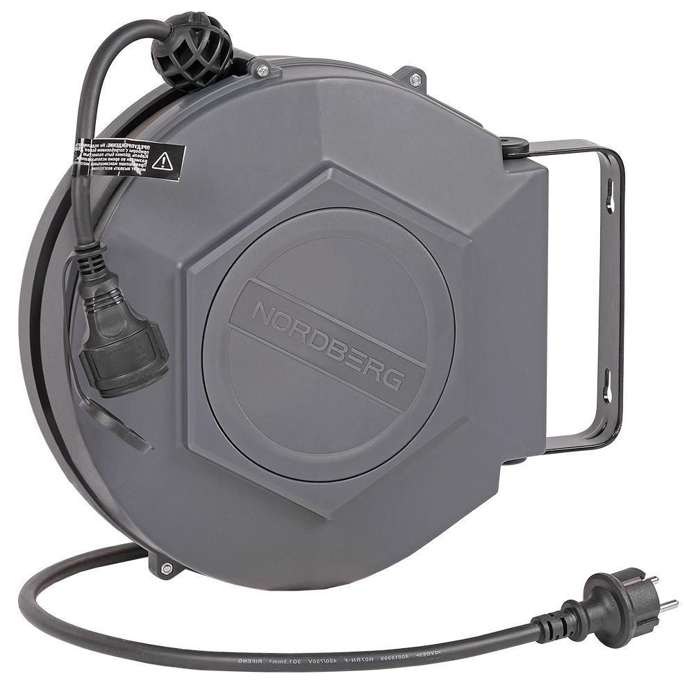 Удлинитель электрический на инерционной катушке, 10 м, 3 х 1,5 мм²