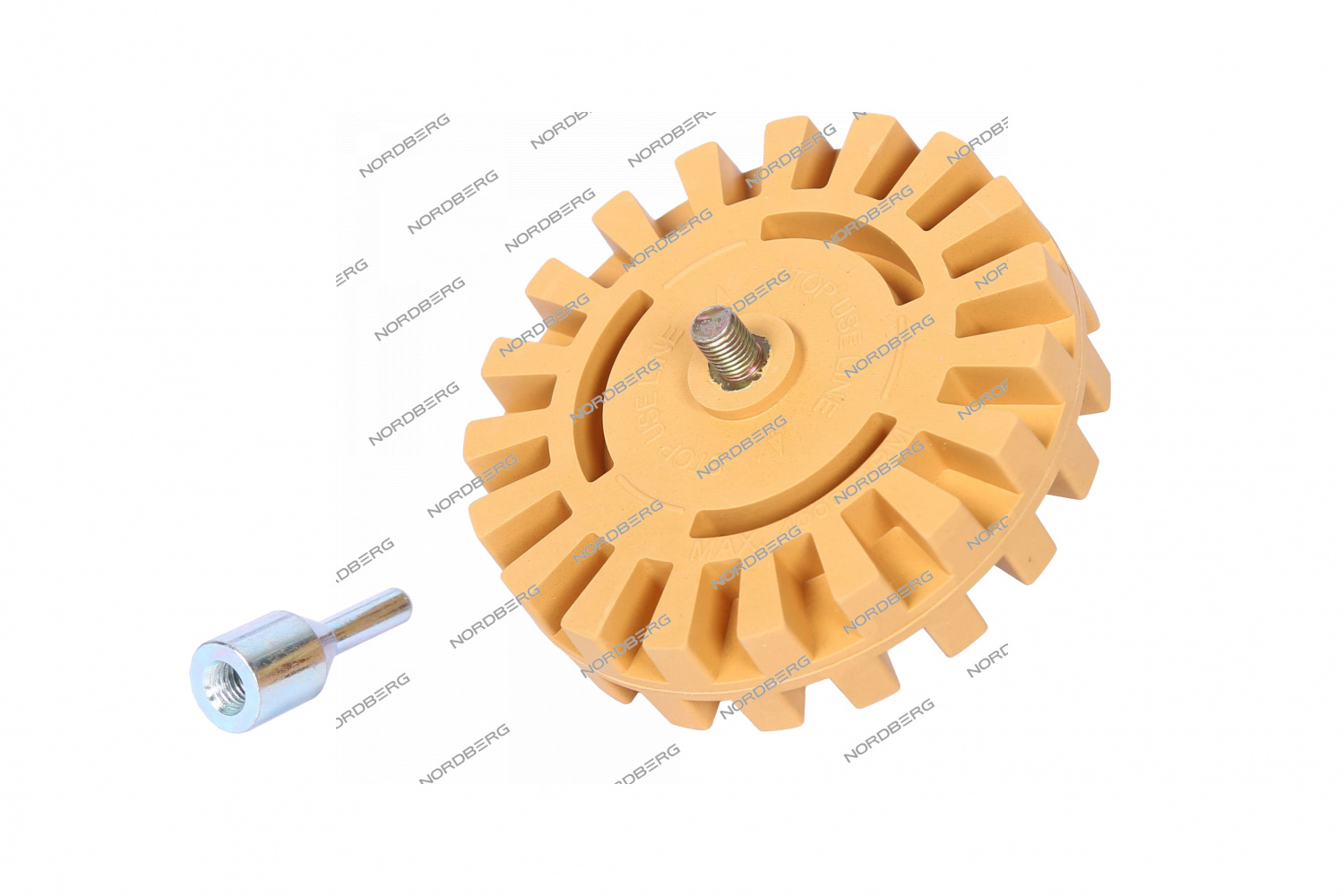 Диск зачистной резиновый 100 мм ребристый для удаления скотча и остатков клея с адаптером NORDBERG DR102