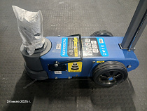 Домкрат пневмогидравлический подкатной двухштоковый, 20/40 т rm 940